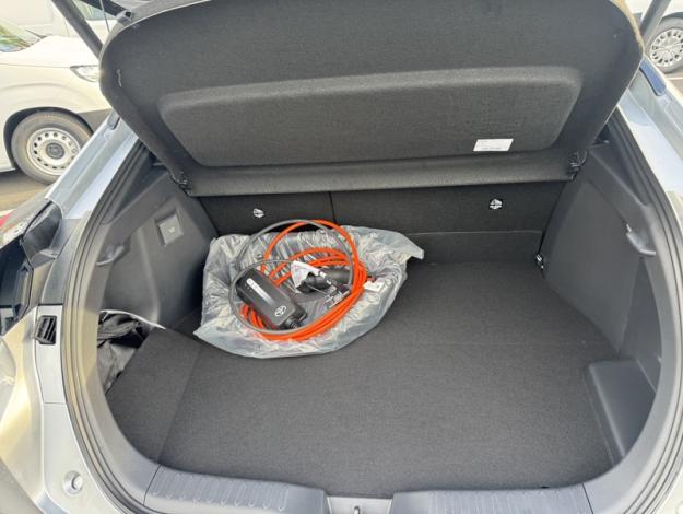 TOYOTA C-HR 2.0 PHEV 225 Design  C HR PHEV NG HYBRIDE RECHARGEABLE 225 DESIGN PACKC