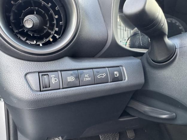 TOYOTA C-HR 2.0 PHEV 225 Design  C HR PHEV NG HYBRIDE RECHARGEABLE 225 DESIGN PACKC