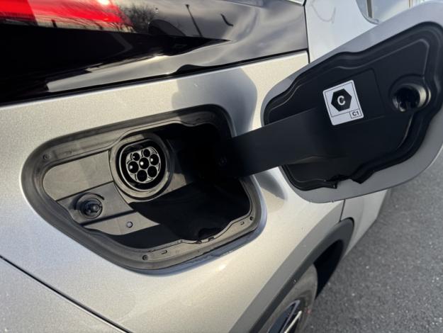 TOYOTA C-HR 2.0 PHEV 225 Design  C HR PHEV NG HYBRIDE RECHARGEABLE 225 DESIGN PACKC