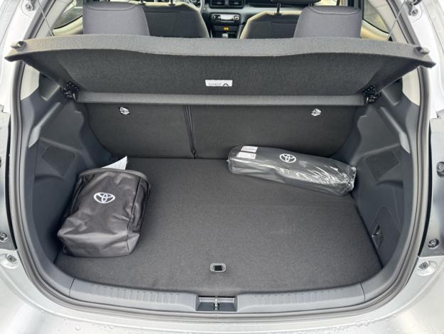 TOYOTA Yaris Hybride 116h Design  YARIS HYBRIDE 116H DESIGN PACK MY25