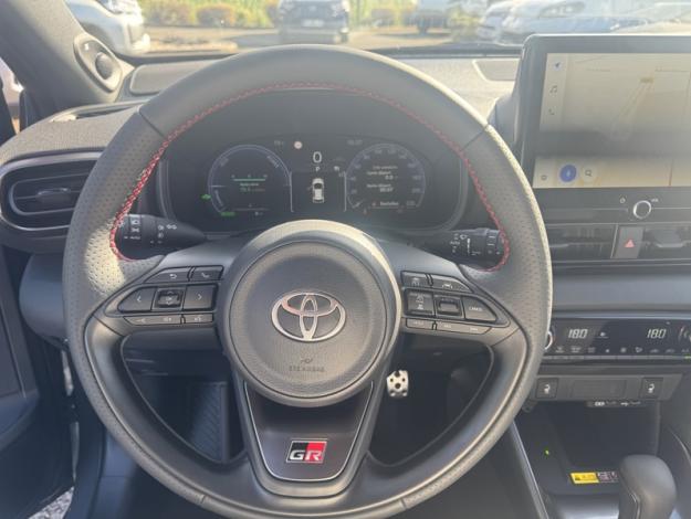 TOYOTA Yaris Hybride 130h GR SPORT  YARIS HYBRIDE 130H GR SPORT TECHNO VD MY25