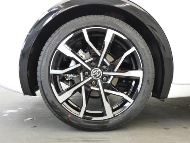 TOYOTA Prius Prius Hybride Rechargeable 223ch Design   