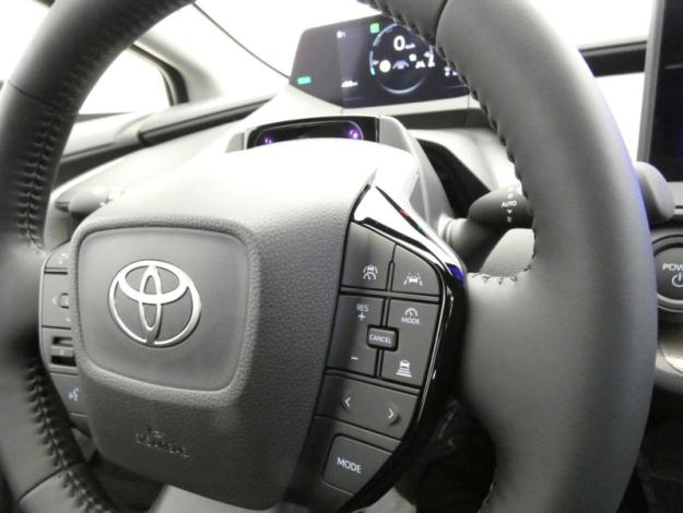 TOYOTA Prius Prius Hybride Rechargeable 223ch Design   