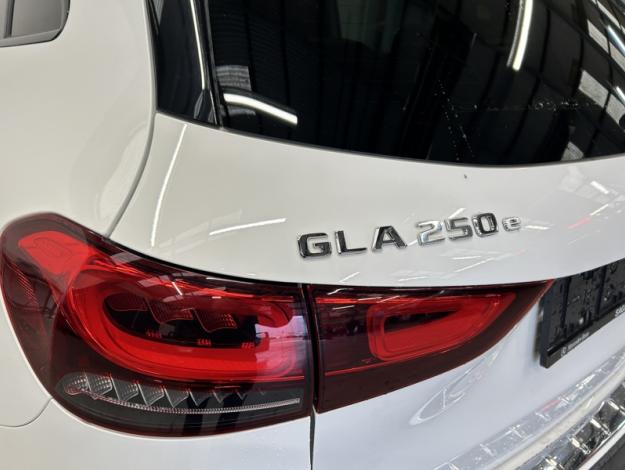 MERCEDES-BENZ GLA-Klasse GLA 250 e