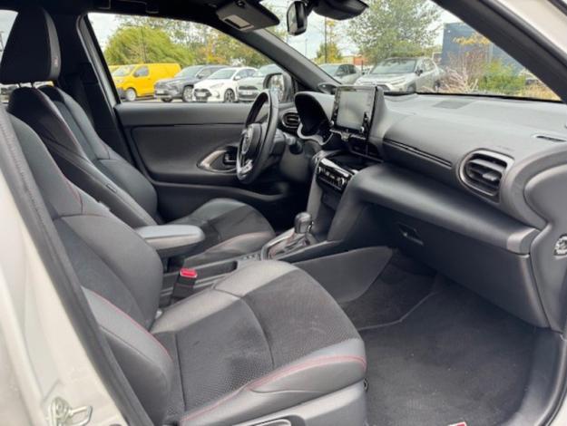 TOYOTA Yaris Cross 1.5 Hybrid 116H GR Sport  