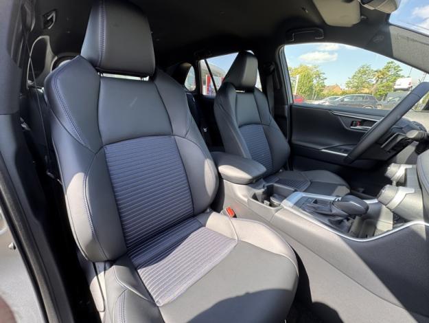 TOYOTA RAV4 Hybride 2WD 218ch Collection Access  