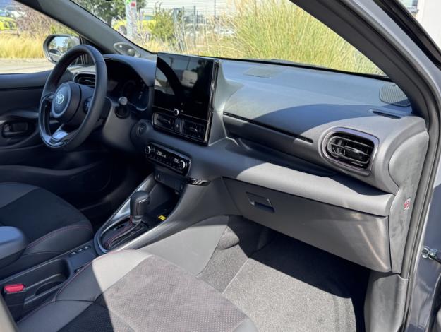 TOYOTA Yaris Hybride 130h GR SPORT  