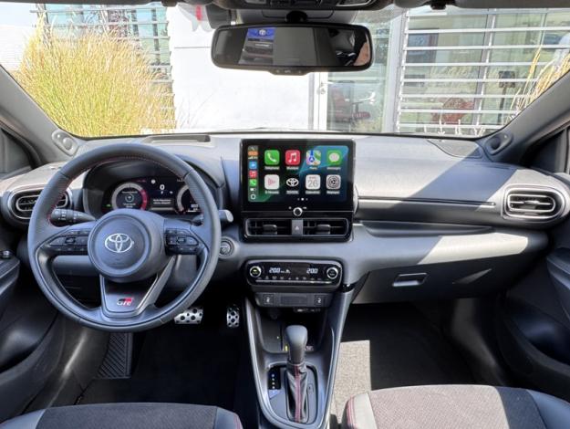 TOYOTA Yaris Hybride 130h GR SPORT  