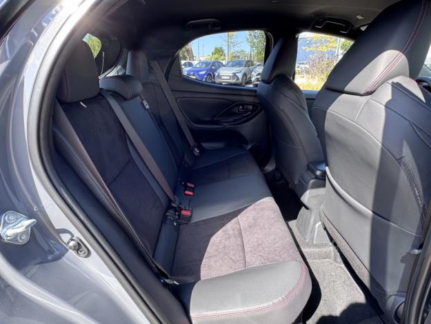 TOYOTA Yaris Hybride 130h GR SPORT  