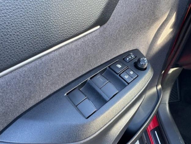 TOYOTA Yaris Cross 1.5 116H Design MY22  