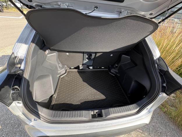 TOYOTA Yaris Cross 1.5 HYBRID 116H DESIGN AUTO  