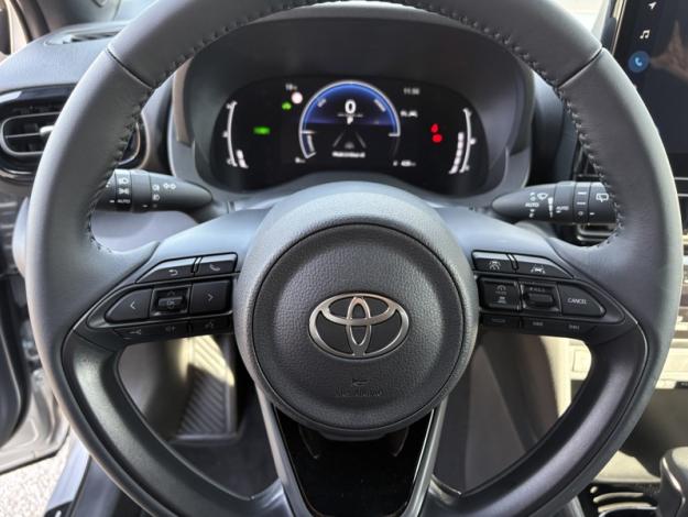 TOYOTA Yaris Cross 1.5 HYBRID 116H DESIGN AUTO  