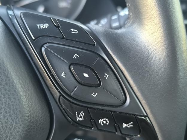 TOYOTA C-HR Hybrid Dynamic  1.8 122 ch 