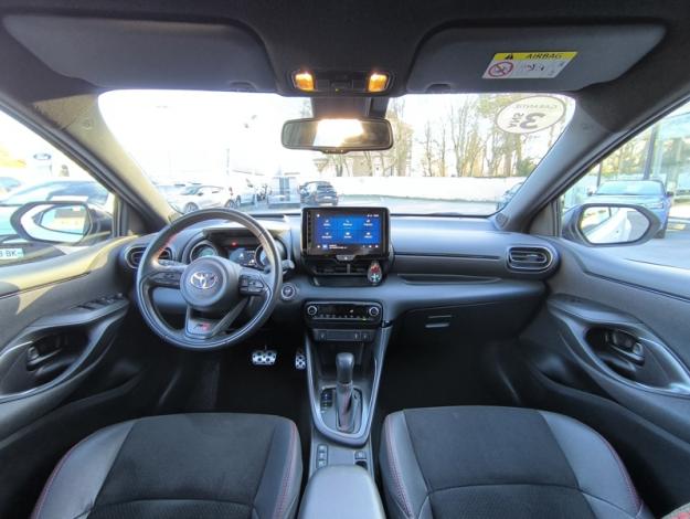 TOYOTA Yaris Hybride 116h GR SPORT  