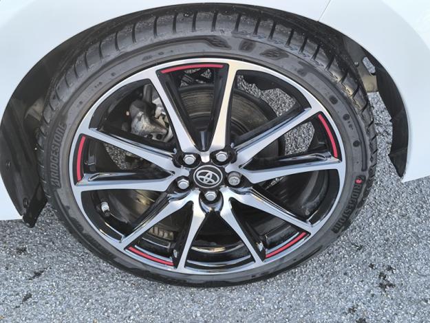 TOYOTA Yaris Hybride 116h GR SPORT  