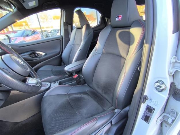 TOYOTA Yaris Hybride 116h GR SPORT  