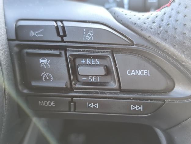 TOYOTA Yaris Hybride 116h GR SPORT  