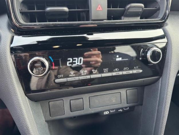 TOYOTA Yaris Cross 1.5 HYBRID 116H DESIGN AUTO  MC24