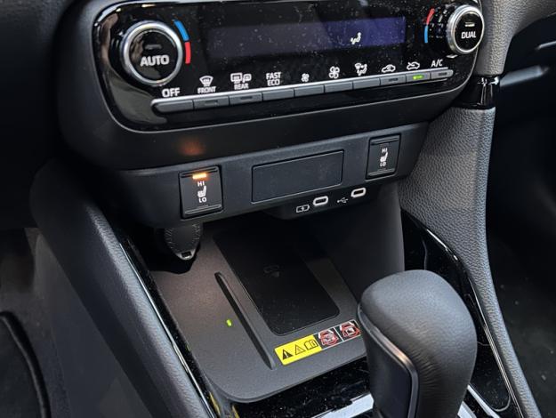 TOYOTA Yaris Hybride 130h Collection  YARIS HYBRIDE 130H COLLECTION MY25