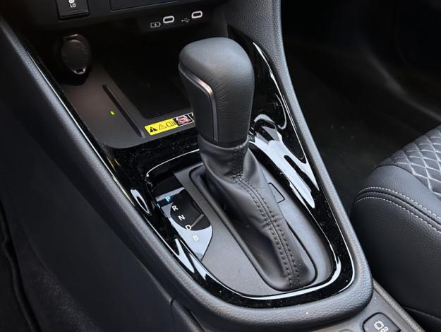 TOYOTA Yaris Hybride 130h Collection  YARIS HYBRIDE 130H COLLECTION MY25