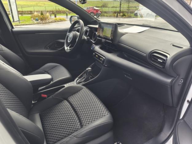 TOYOTA Yaris Hybride 116h Collection  