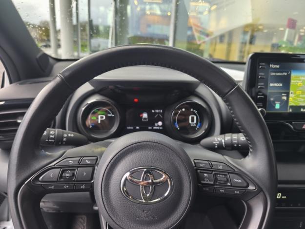 TOYOTA Yaris Hybride 116h Collection  