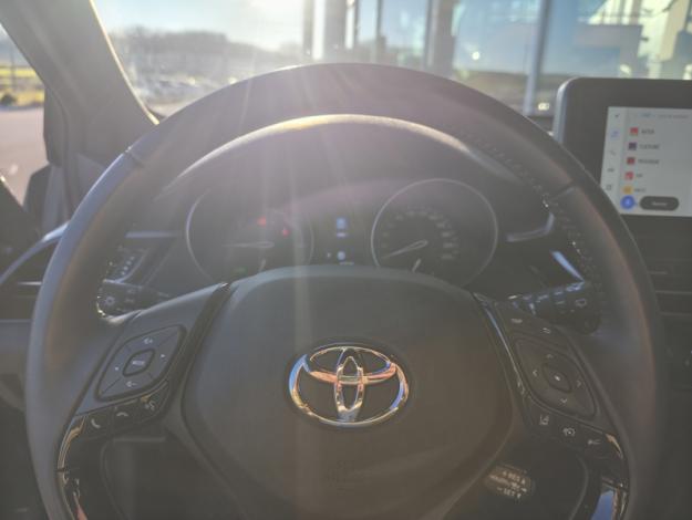 TOYOTA C-HR 2.0 Hybride 184 Design Ultimate  2.0 184 ch 