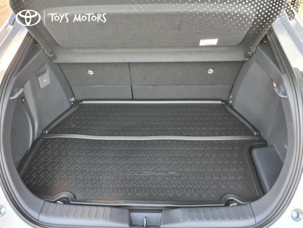 TOYOTA C-HR 2.0 PHEV 225 Collection  