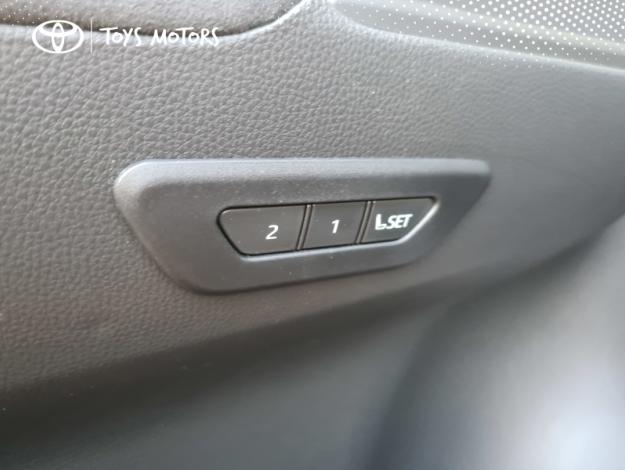 TOYOTA C-HR 2.0 PHEV 225 Collection  