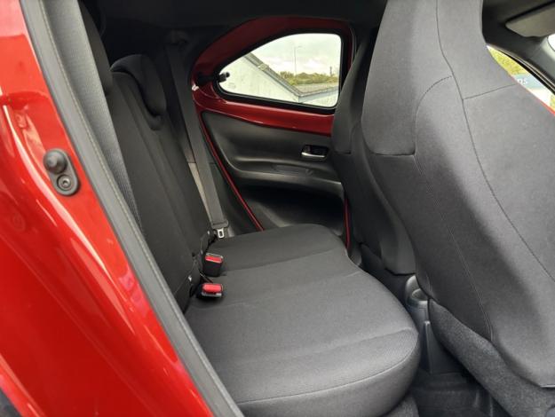 TOYOTA Aygo X 1.0 VVT-i 72 Design CVT  