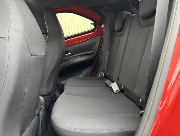 TOYOTA Aygo X 1.0 VVT-i 72 Design CVT  