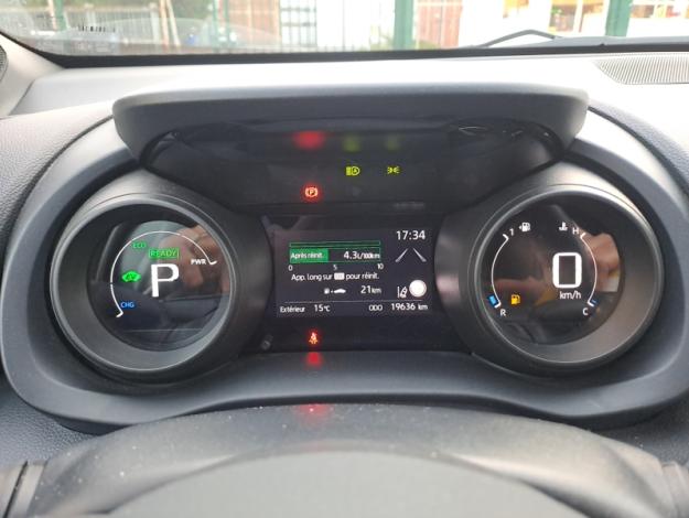 TOYOTA Yaris Cross 1.5 HYBRID 116H DESIGN  