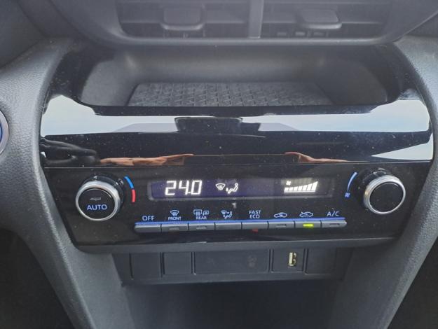 TOYOTA Yaris Cross 1.5 HYBRID 116H DESIGN  