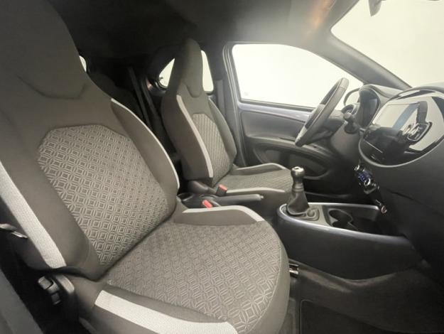 TOYOTA Aygo X 1.0 VVT-i 72 Design  