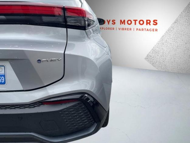 TOYOTA C-HR Plug-In Hybrid FWD Collection   