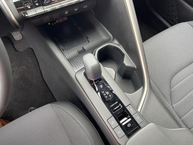 TOYOTA C-HR Plug-In Hybrid FWD Collection   