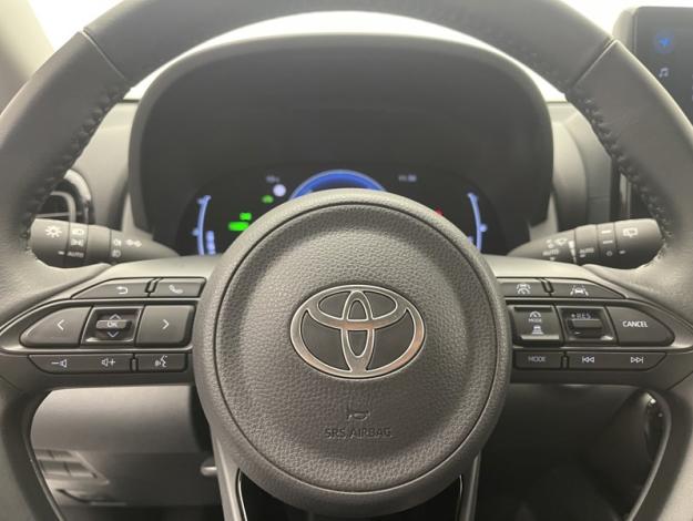 TOYOTA Yaris Hybride 116h Design  