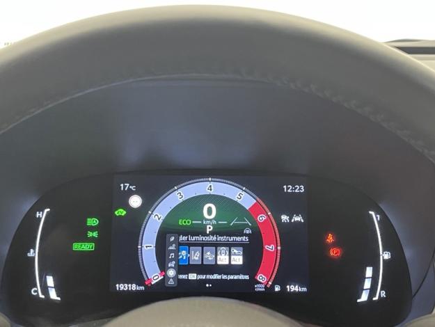 TOYOTA Yaris Hybride 116h Design  