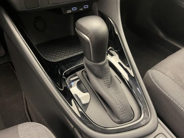 TOYOTA Yaris Hybride 116h Design  