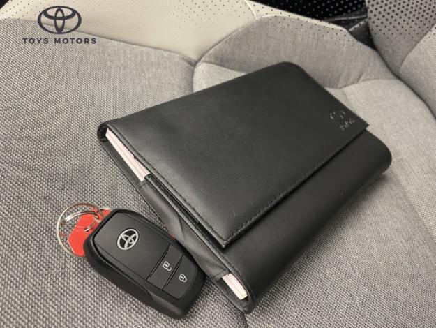 TOYOTA Yaris Hybride 116h Iconic  