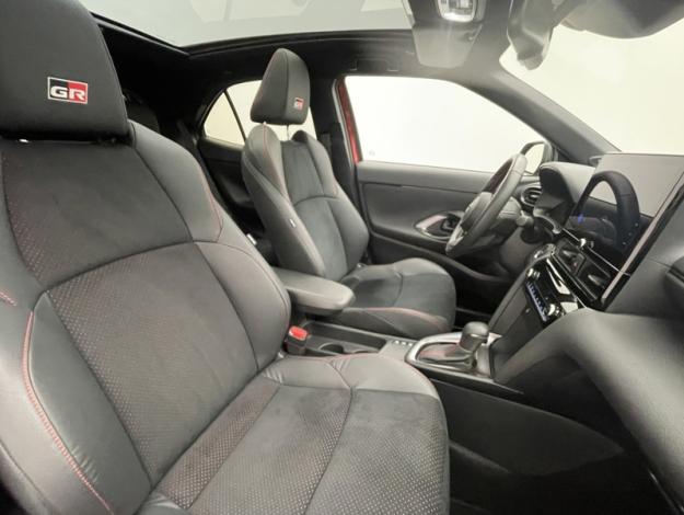 TOYOTA Yaris Cross 1.5 HYBRID 130H GR SPORT  PACK TECHNO + TO