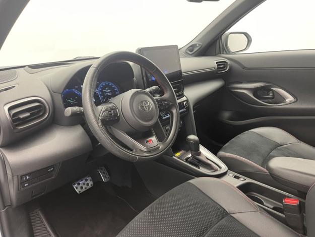 TOYOTA Yaris Cross 1.5 HYBRID 130H GR SPORT  PACK TECHNO