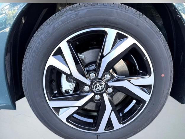 TOYOTA Yaris Hybride 116h Design  YARIS HYBRIDE 116H DESIGN PACK