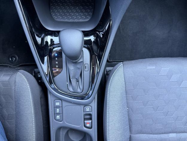 TOYOTA Yaris Hybride 116h Design  YARIS HYBRIDE 116H DESIGN PACK