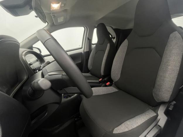 TOYOTA Aygo X 1.0 S-CVT 72 Dynamic   