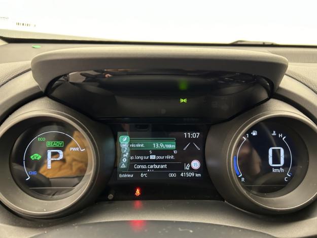 TOYOTA Yaris Cross 1.5 HYBRID 116H DYNAMIC   