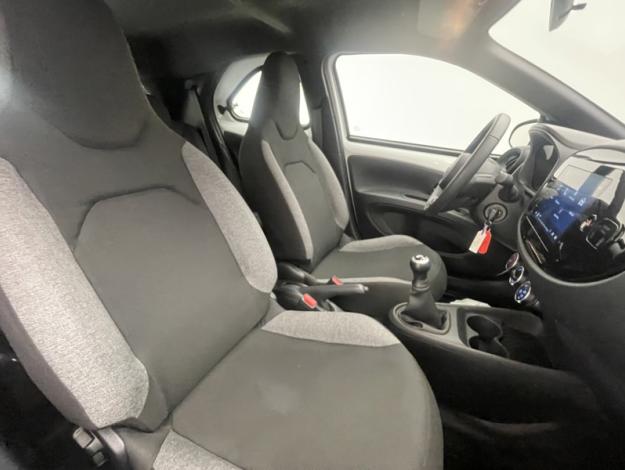 TOYOTA Aygo X 1.0 S-CVT 72 Dynamic  