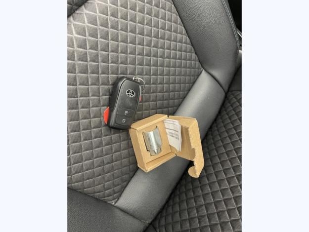 TOYOTA Yaris Hybride 130h Première  