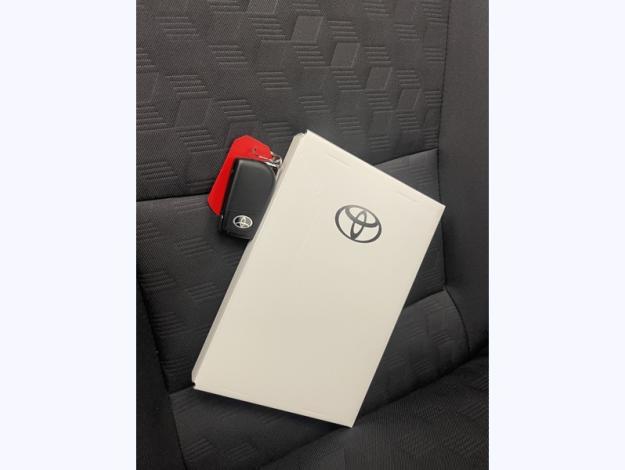 TOYOTA Yaris Hybride 130h Première  