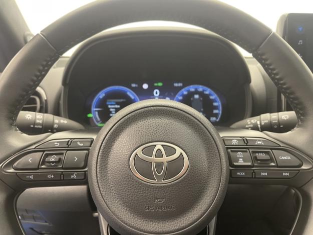 TOYOTA Yaris Hybride 130h Première  